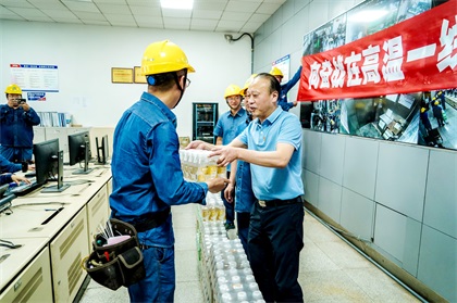 潘建华慰问 00(3).jpg