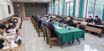 市委常委、常务副市长刘峰调研时强调:泸天化集团要推动改革重组与高质量发展深度融合