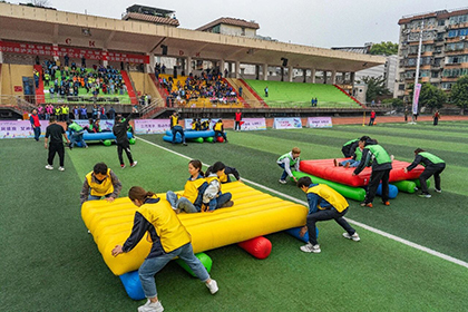 泸天化股份公司举办庆“三八”女职工趣味活动