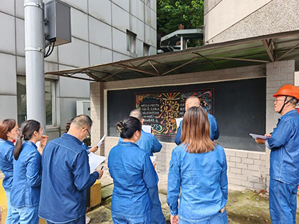 党建领航聚合力 改革赋能谱新篇——泸天化股份公司工会圆满举办2026年庆“七一”板报比赛