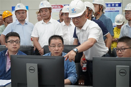 泸天化股份公司接受省人大土壤污染防治法执法检查