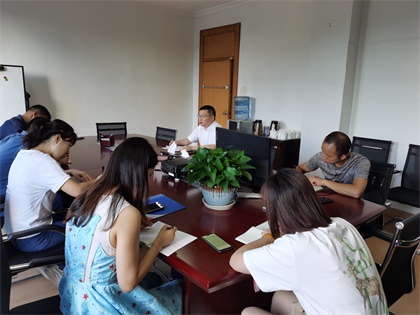 泸天化股份公司党委组织新发展对象进行入党前谈话