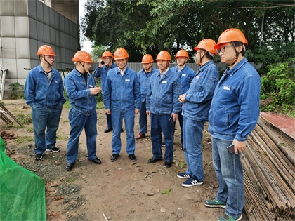 泸天化股份公司领导深入施工项目和生产现场检查指导工作