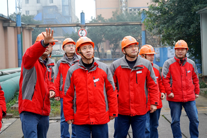 泸天化股份公司党委书记、董事长廖廷君一行深入现场检查指导工作