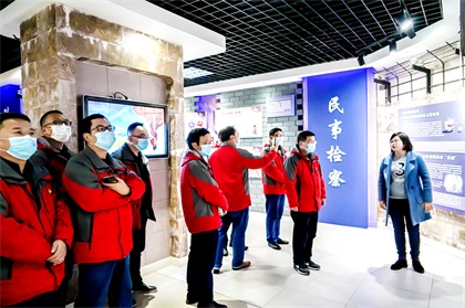 泸天化股份公司组织新任、提拔领导干部开展廉洁警示教育活动