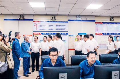 王宁、杨兴平莅临泸天化股份公司宣讲省第十二次党代会精神并督导安全生产