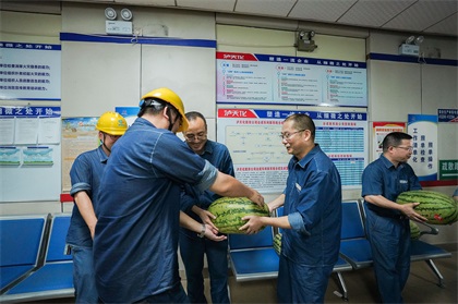 清甜西瓜,送给高温下的你们