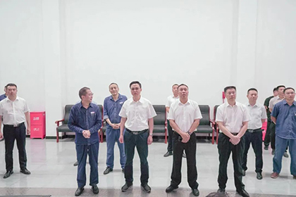 泸州市委副书记、市长余先河率队到泸天化股份公司督导检查“迎大运·保安全·防灾害”工作情况