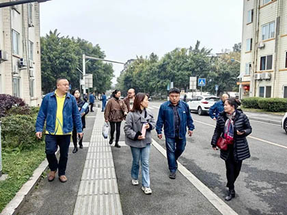 泸天化股份公司顺利通过2024年度巩固卫生城市成果预检