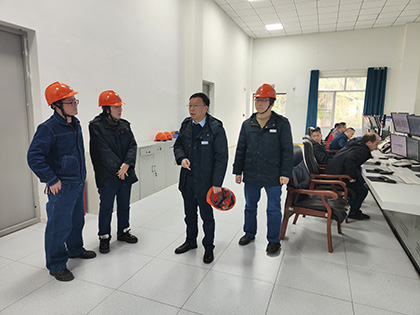 泸天化股份公司总经理傅利才率队调研指导基层工作